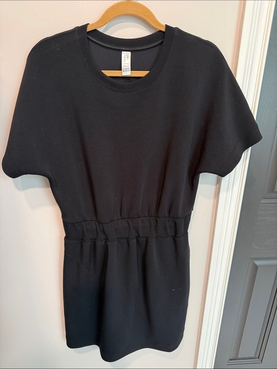 SPANX Dresses & Skirts - SPANX Black Short-Sleeve Cinch-Waist Dress